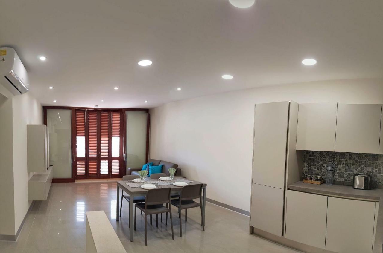 Fort Cambray Apartment With Spectacular Sea Views Mgarr Exterior foto